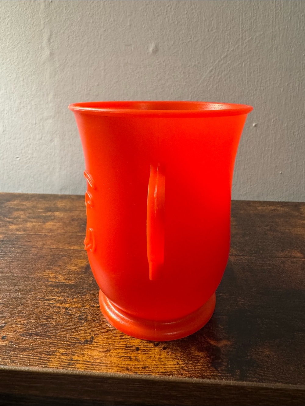 Vintage Kool-Aid Man Red Plastic Cup - 3.75” - Picture 4 of 6